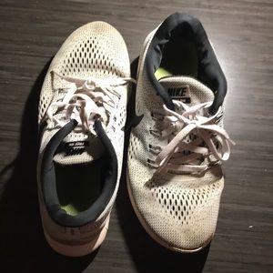 Nike free runs
